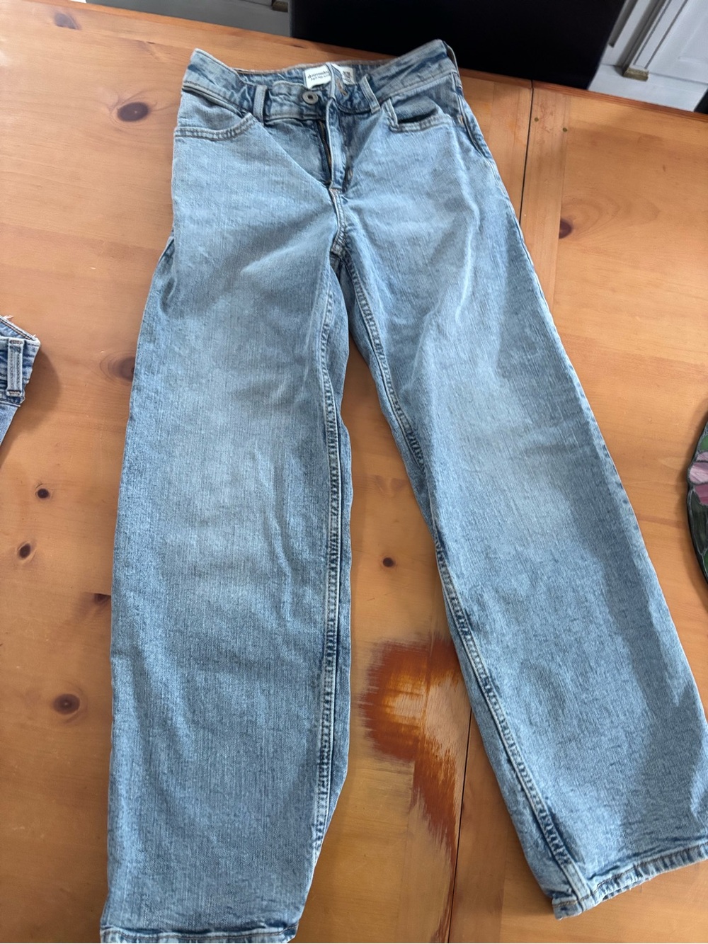 abercrombie kids faded blue high-rise wide leg jeans 9/10